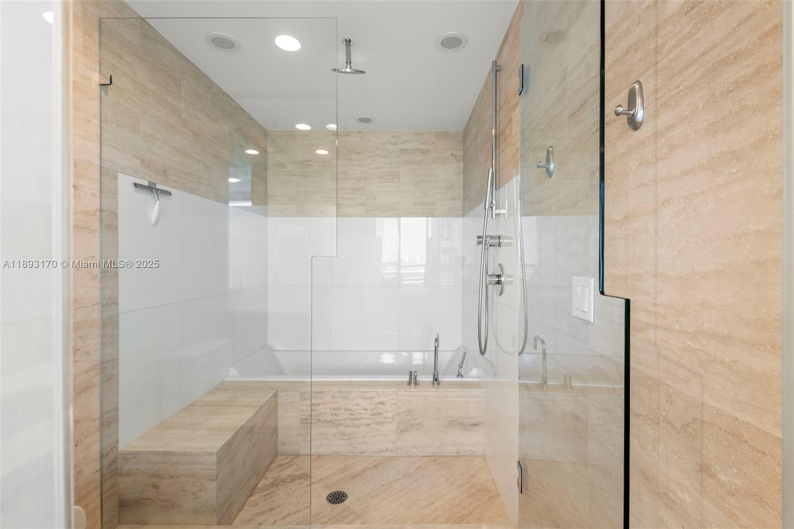 1445 16th St #1104 Miami Beach, FL 33139