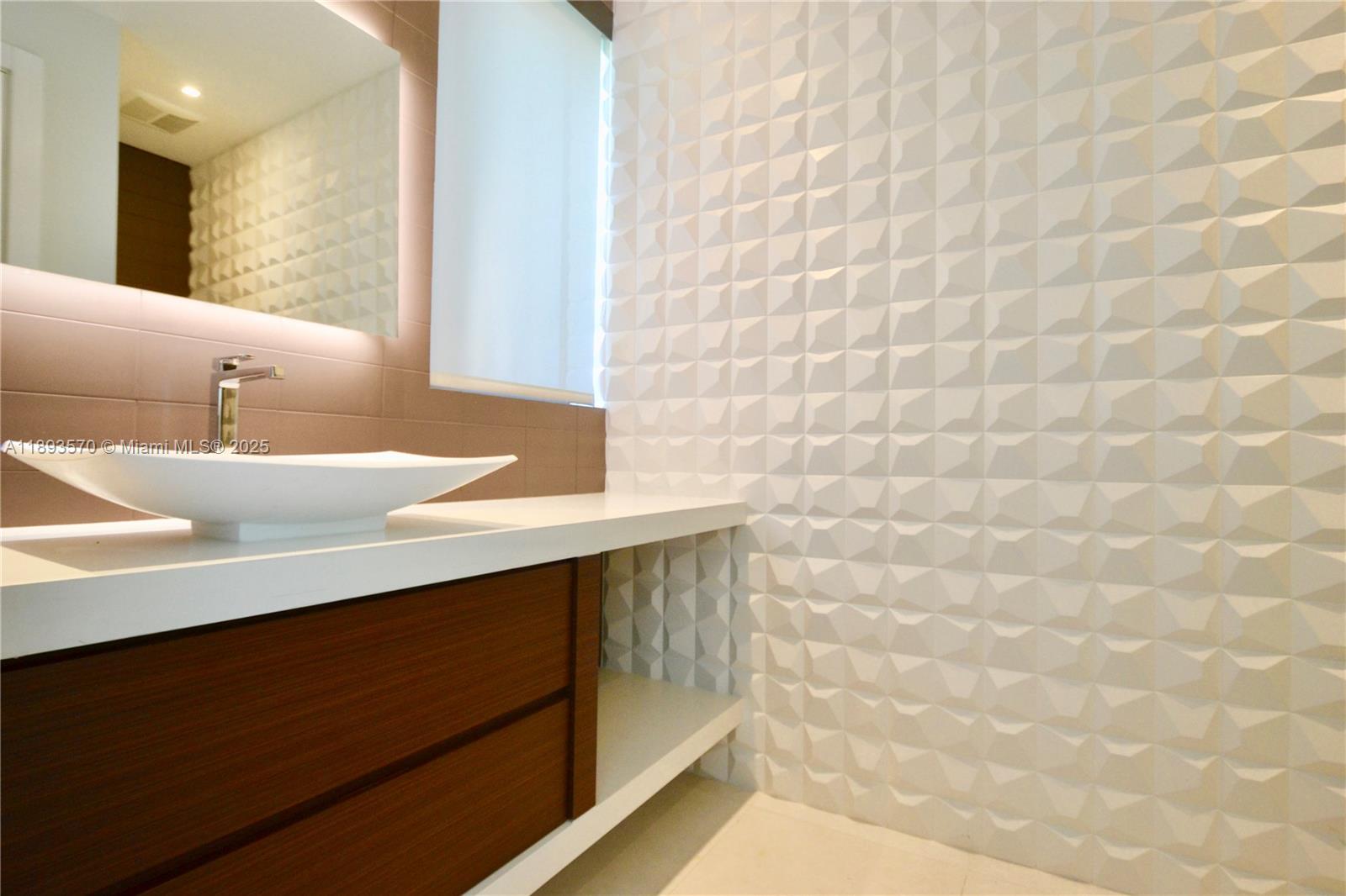 7015 Mira Flores Ave Coral Gables, FL 33143 7015 Mira Flores Ave Coral Gables, FL 33143