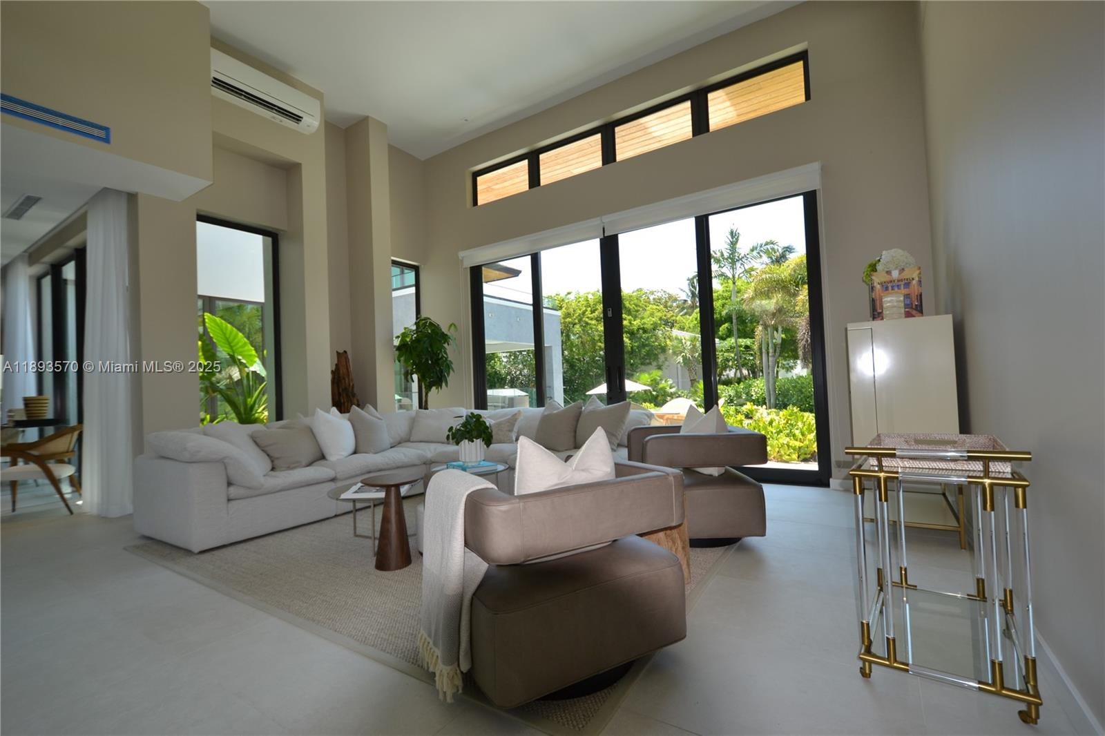 7015 Mira Flores Ave Coral Gables, FL 33143 7015 Mira Flores Ave Coral Gables, FL 33143