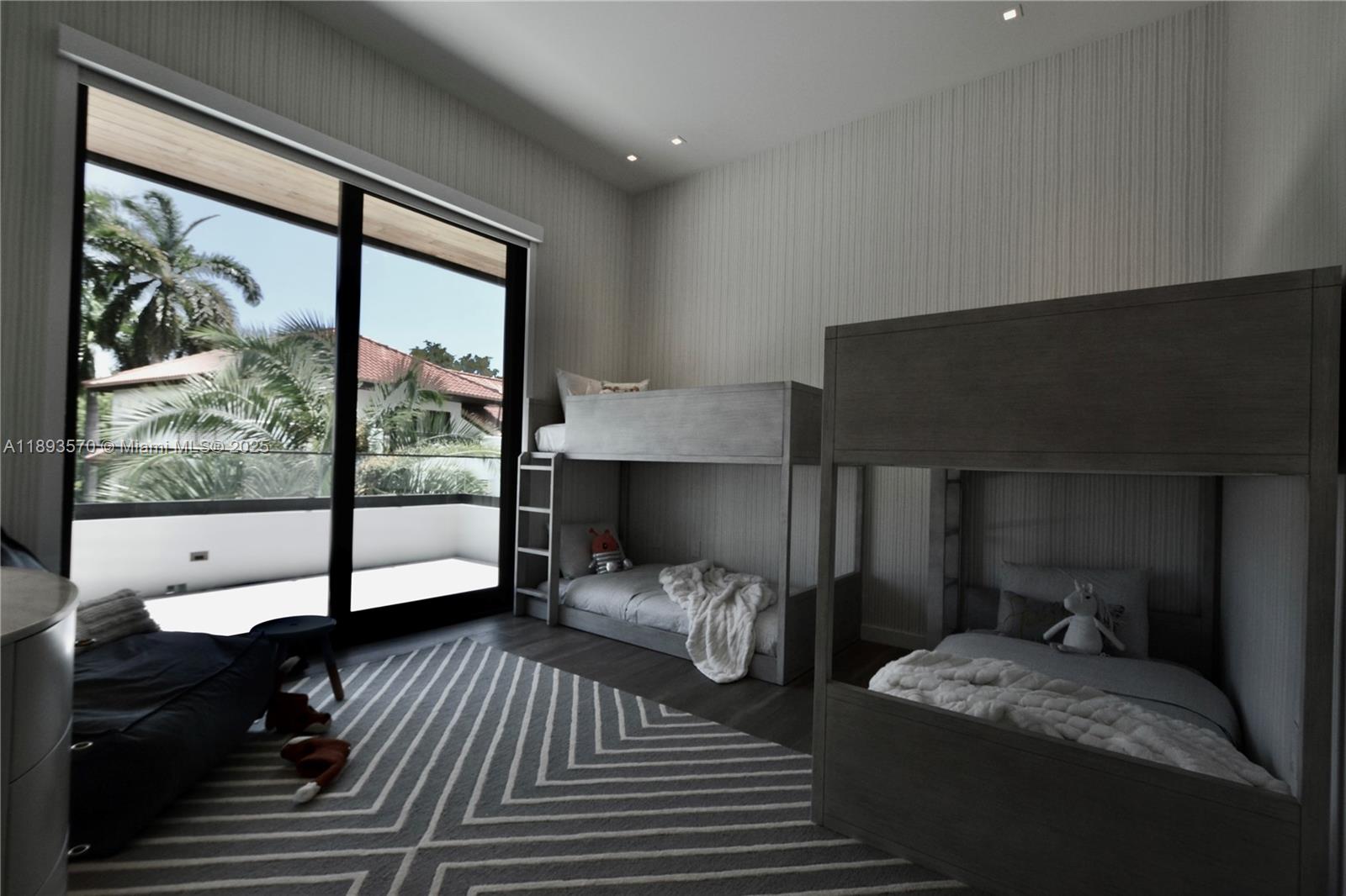 7015 Mira Flores Ave Coral Gables, FL 33143 7015 Mira Flores Ave Coral Gables, FL 33143