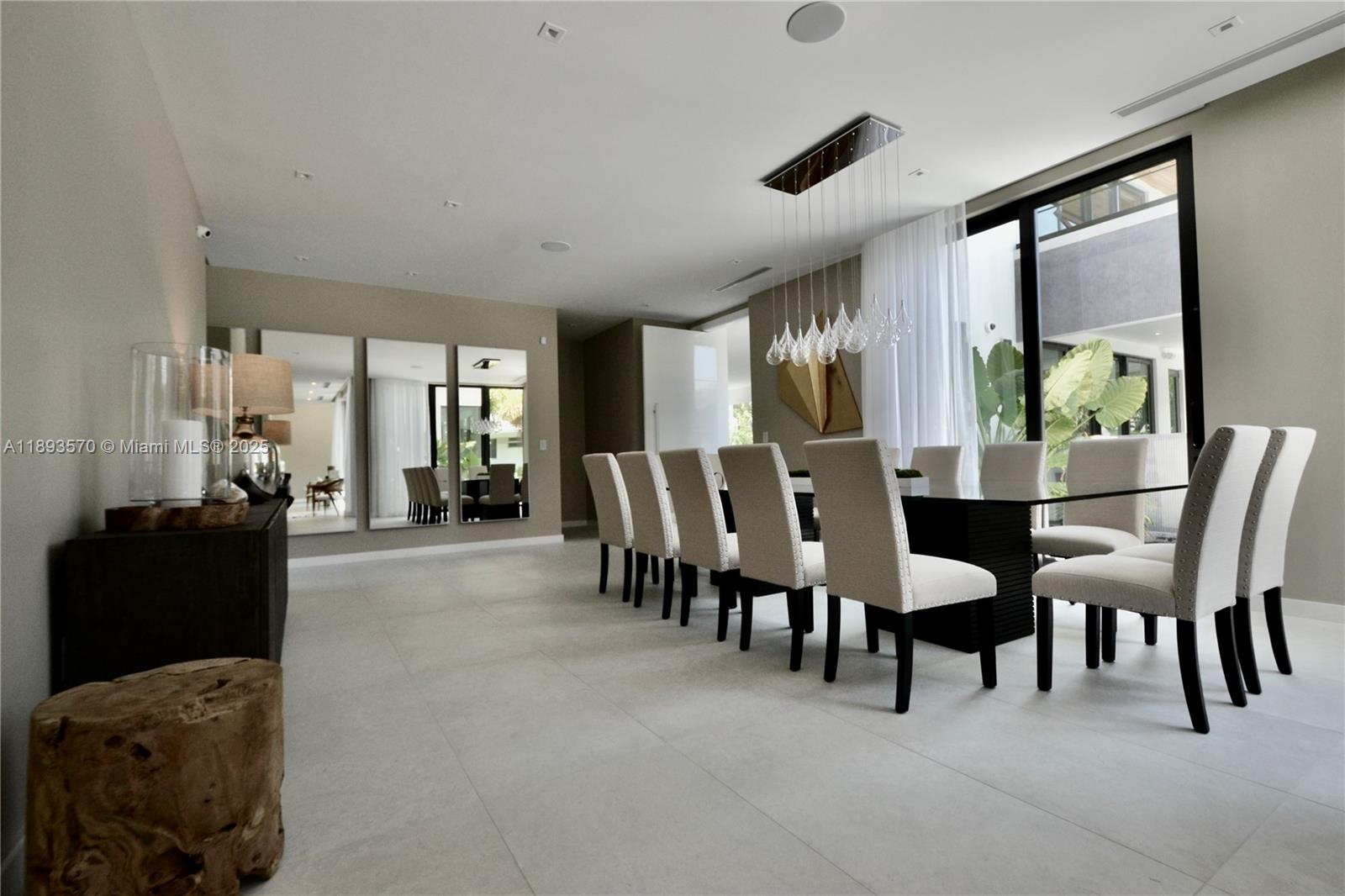 7015 Mira Flores Ave Coral Gables, FL 33143 7015 Mira Flores Ave Coral Gables, FL 33143