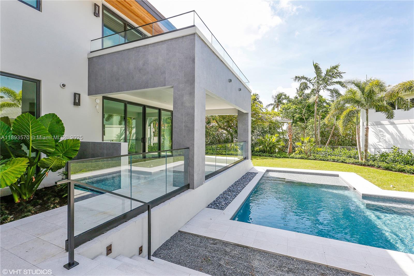 7015 Mira Flores Ave Coral Gables, FL 33143 7015 Mira Flores Ave Coral Gables, FL 33143