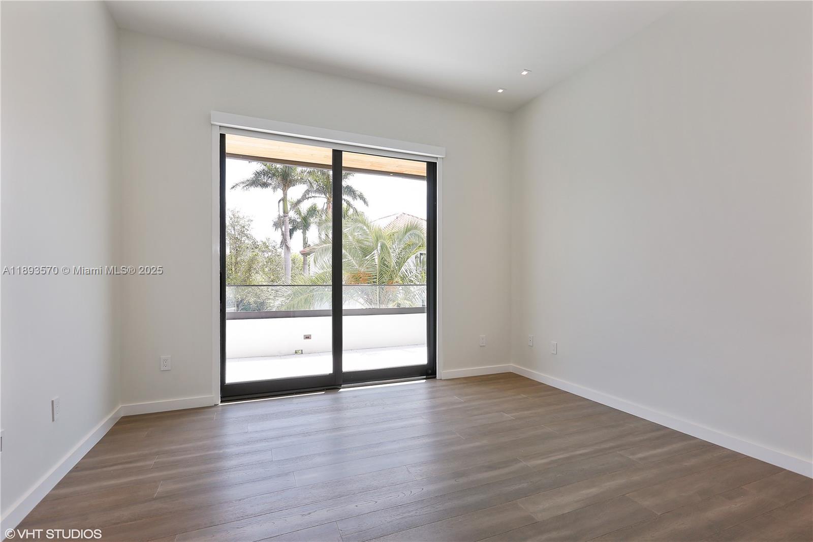 7015 Mira Flores Ave Coral Gables, FL 33143 7015 Mira Flores Ave Coral Gables, FL 33143