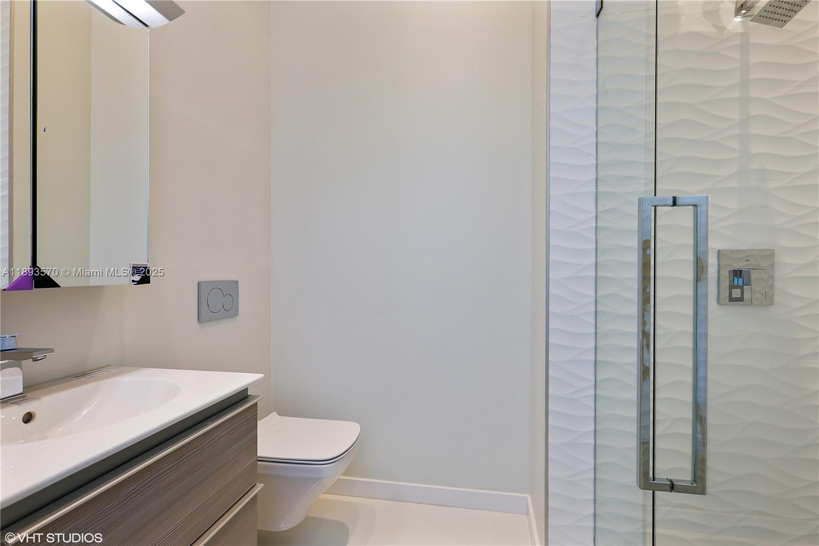 7015 Mira Flores Ave Coral Gables, FL 33143 7015 Mira Flores Ave Coral Gables, FL 33143