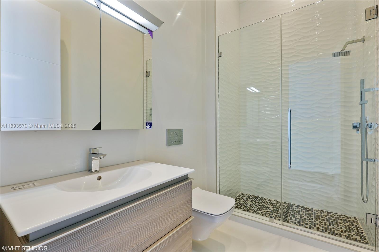 7015 Mira Flores Ave Coral Gables, FL 33143 7015 Mira Flores Ave Coral Gables, FL 33143