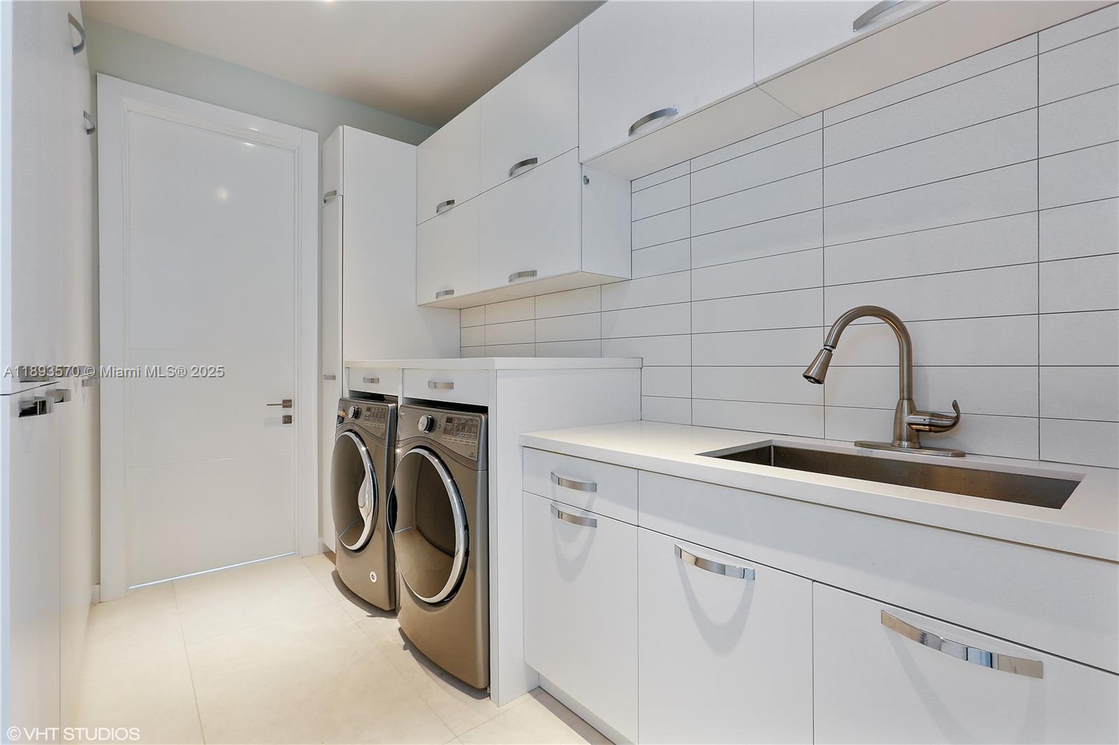 7015 Mira Flores Ave Coral Gables, FL 33143 7015 Mira Flores Ave Coral Gables, FL 33143