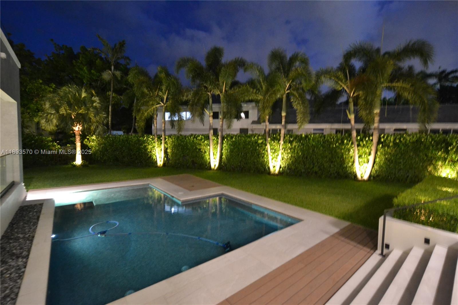 7015 Mira Flores Ave Coral Gables, FL 33143 7015 Mira Flores Ave Coral Gables, FL 33143