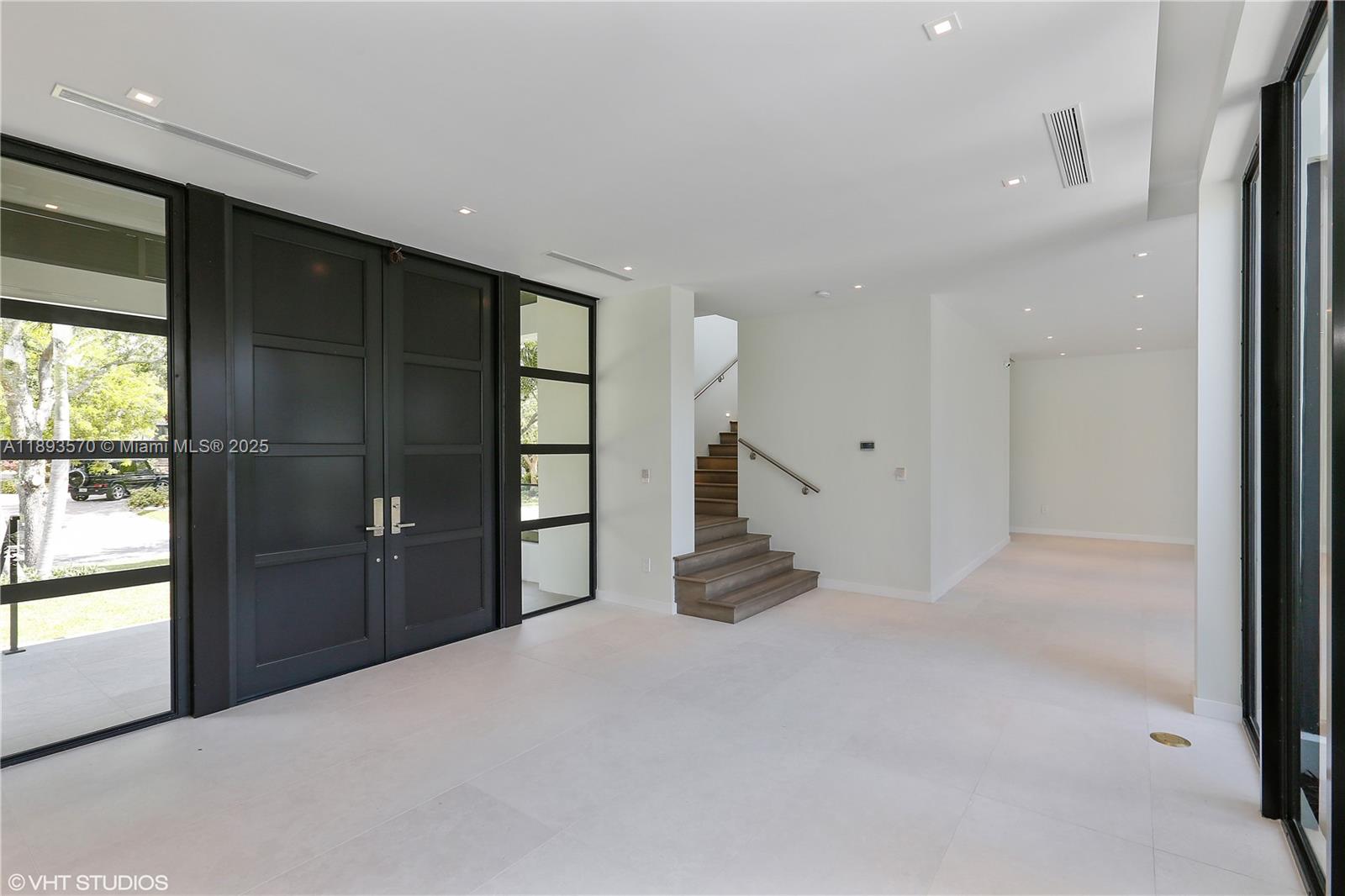 7015 Mira Flores Ave Coral Gables, FL 33143 7015 Mira Flores Ave Coral Gables, FL 33143