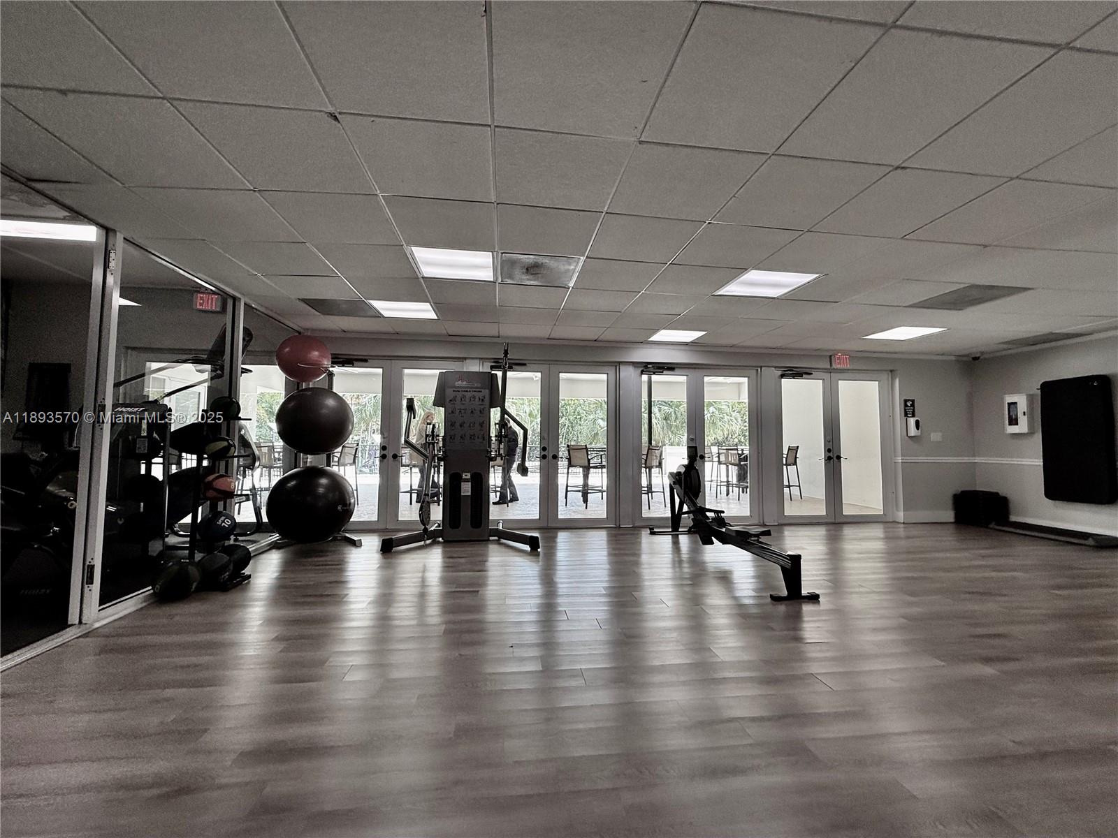 7015 Mira Flores Ave Coral Gables, FL 33143 7015 Mira Flores Ave Coral Gables, FL 33143