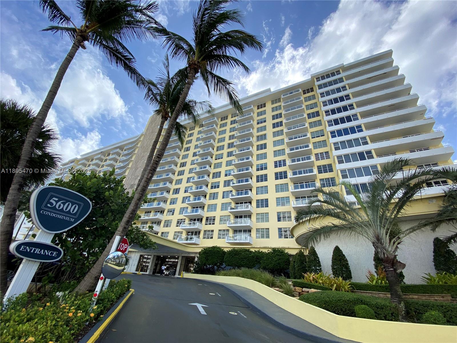 5600 Collins Ave #4E