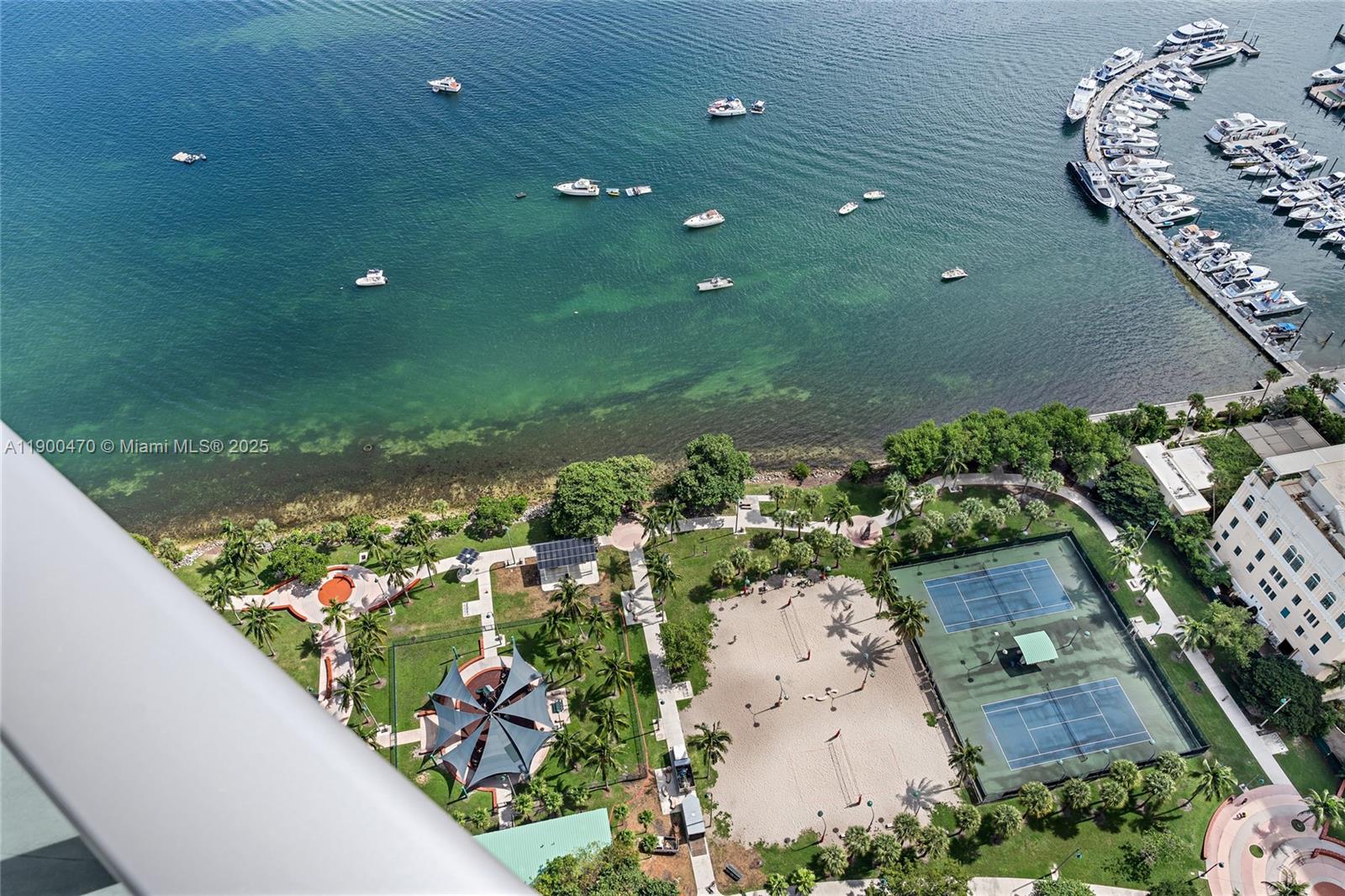 image Aria On The Bay Condo3