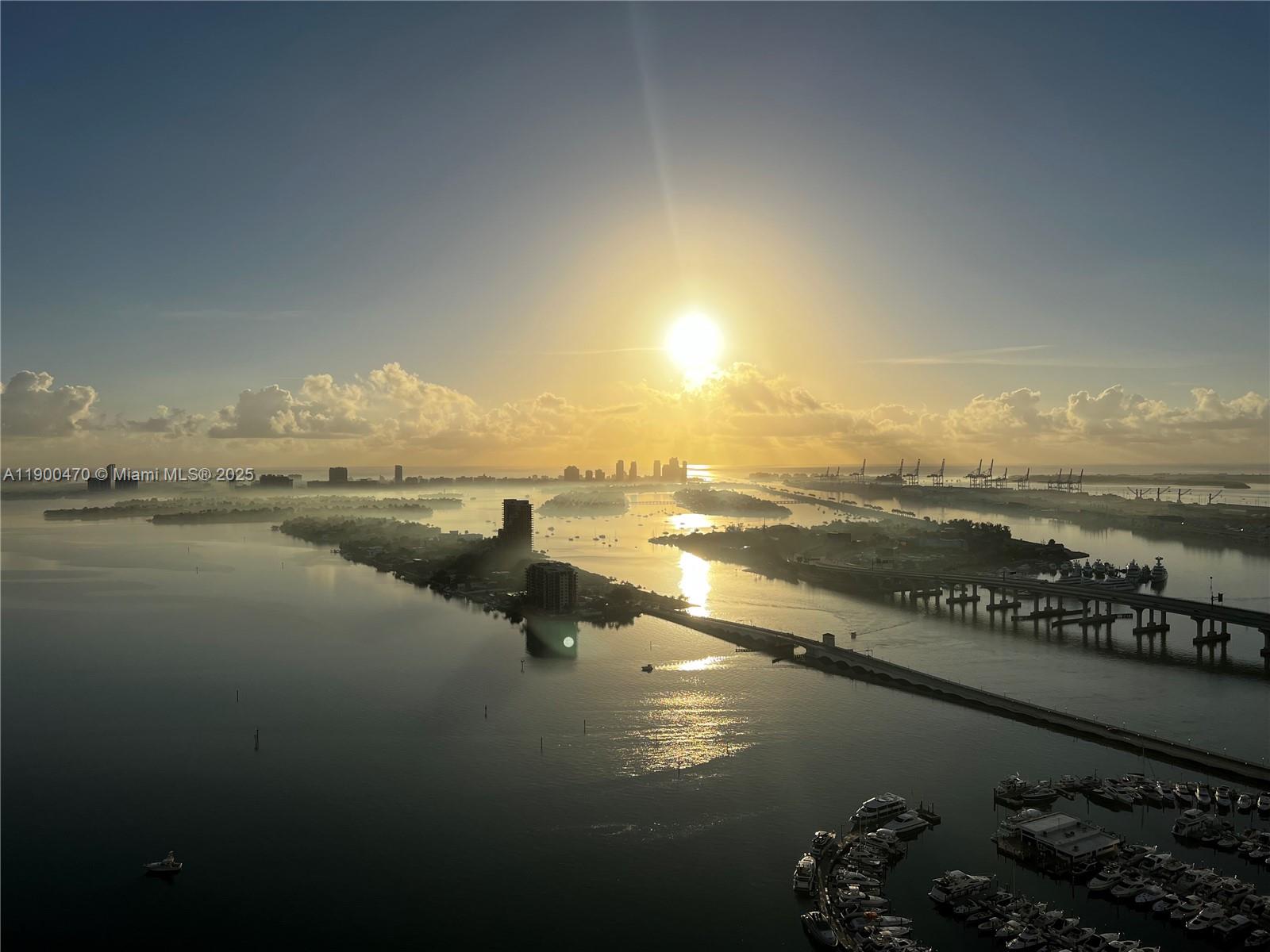 image Aria On The Bay Condo48