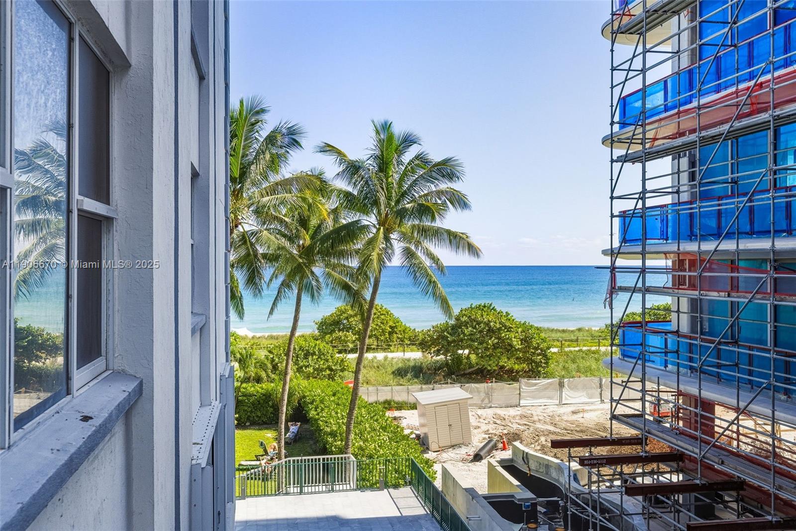 image Carlisle On The Ocean10