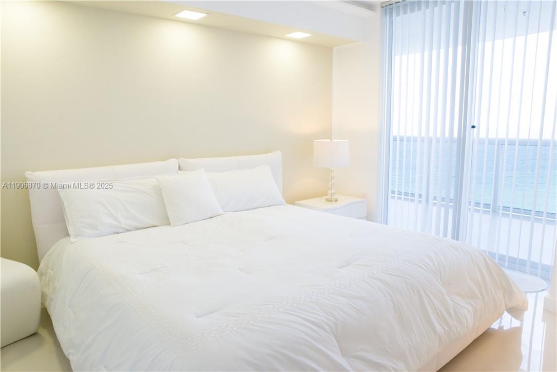 image La Gorce Palace Condo24