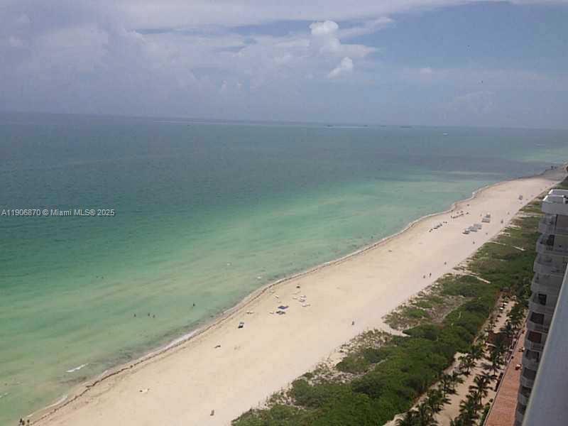 image La Gorce Palace Condo7