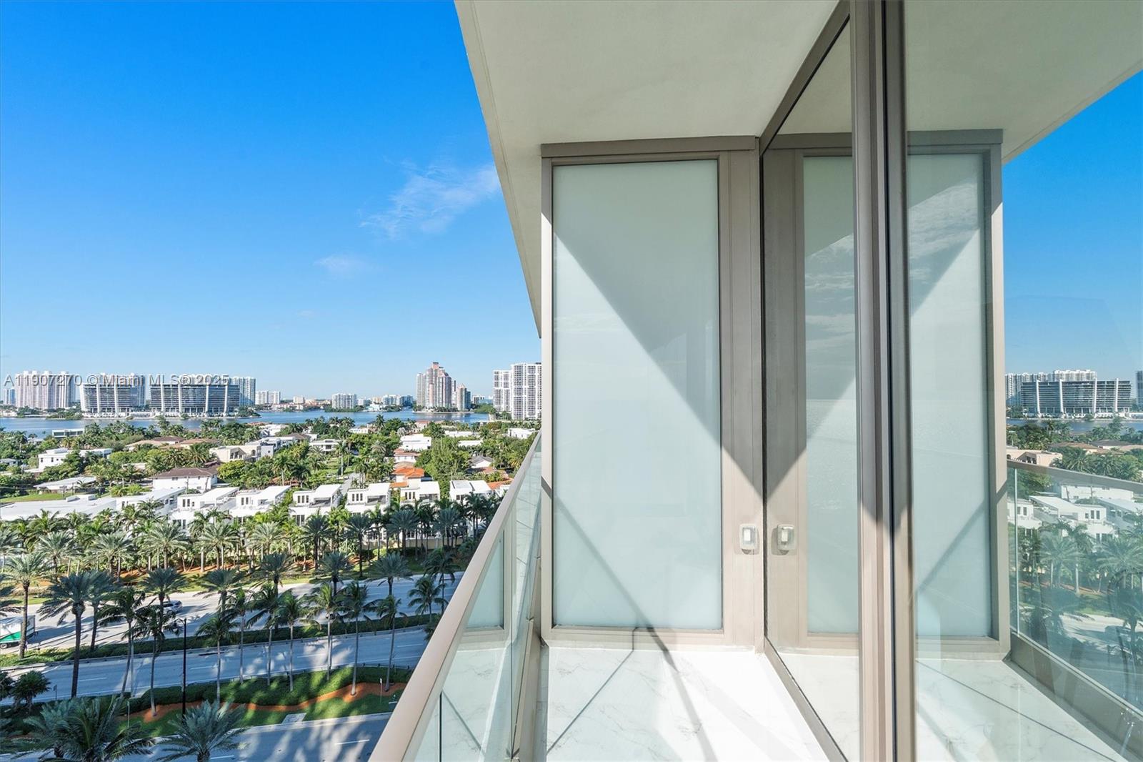 18975 Collins Ave #804 Sunny Isles Beach, FL 33160