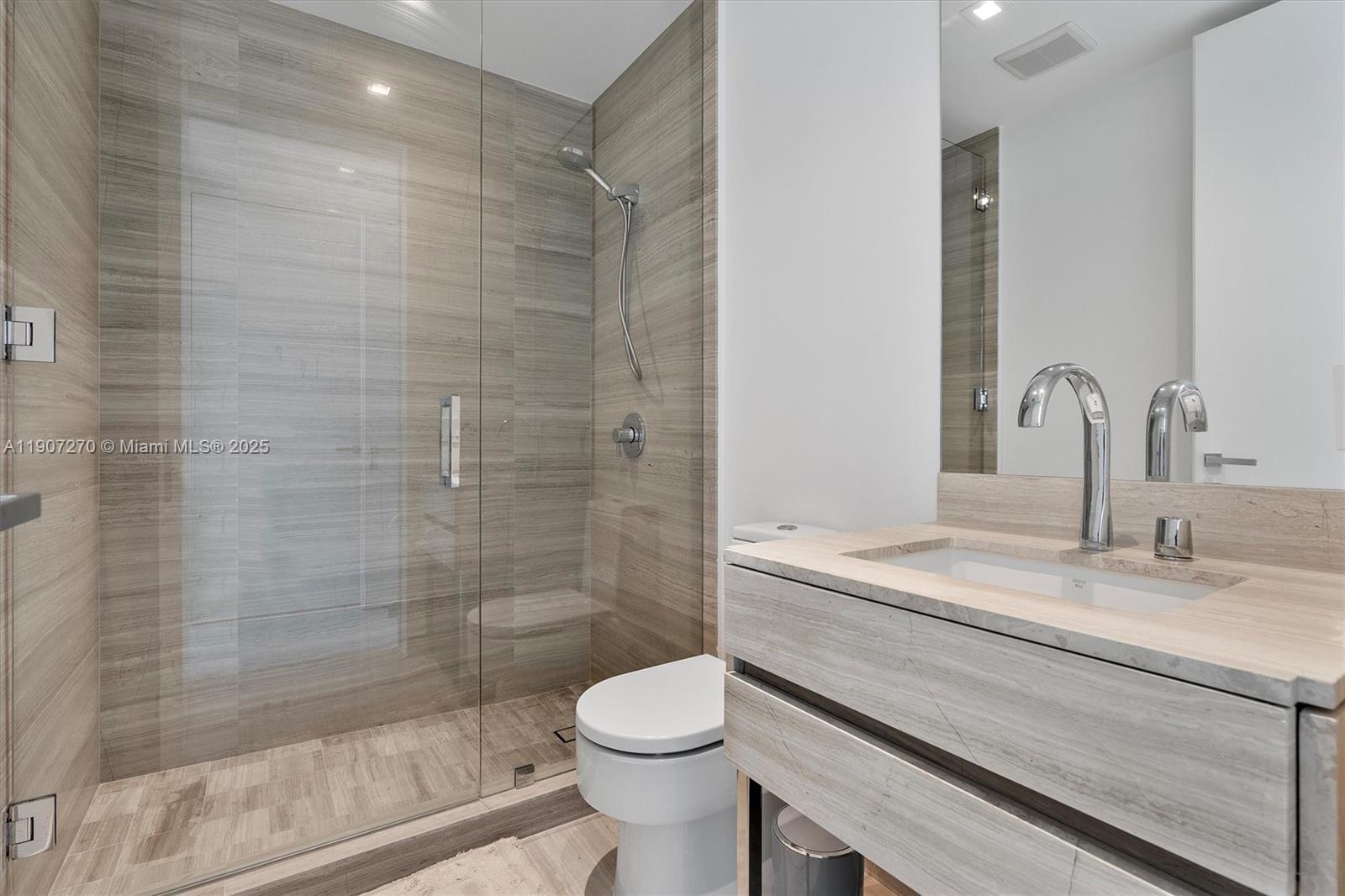 18975 Collins Ave #804 Sunny Isles Beach, FL 33160