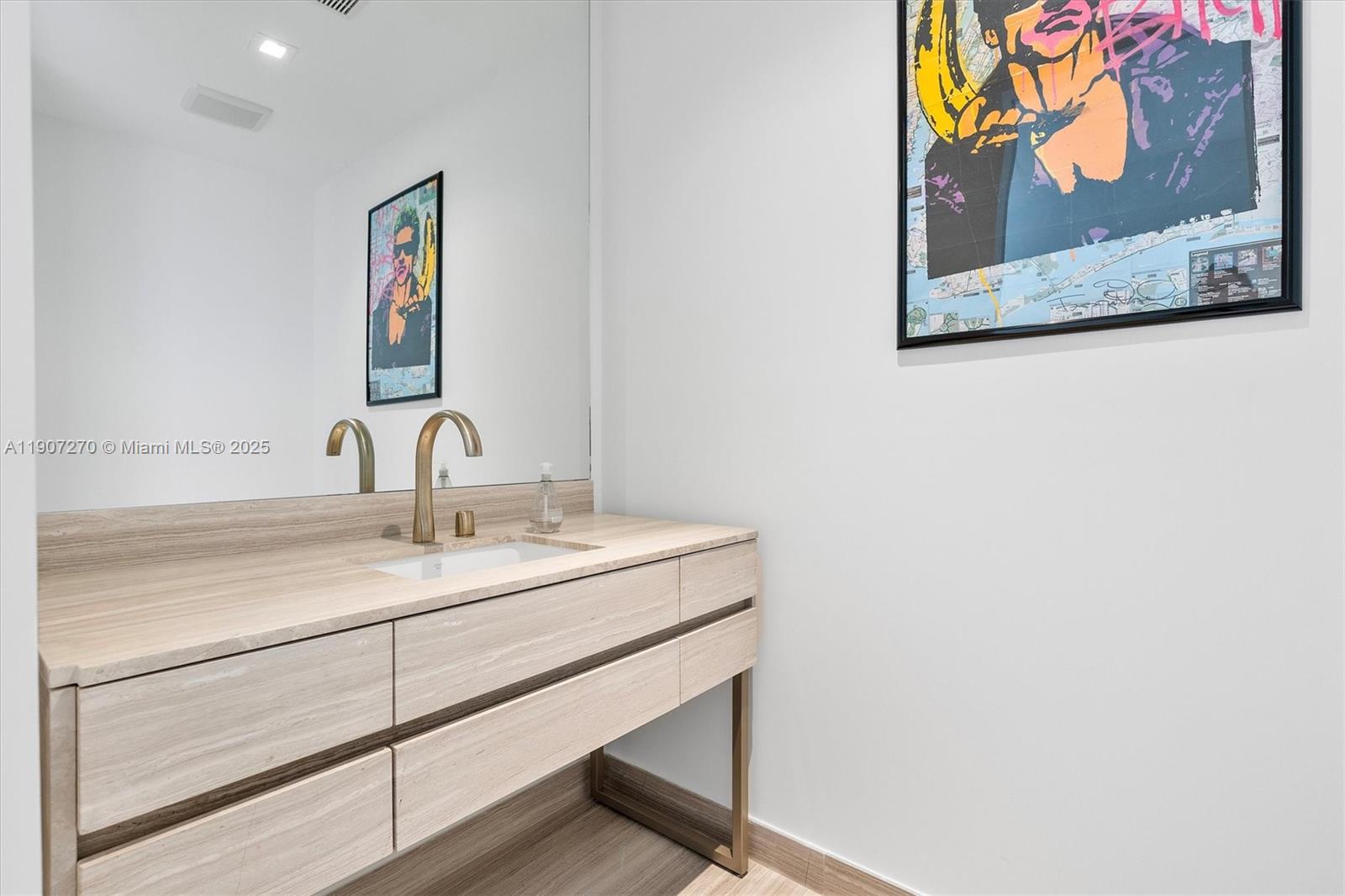 18975 Collins Ave #804 Sunny Isles Beach, FL 33160