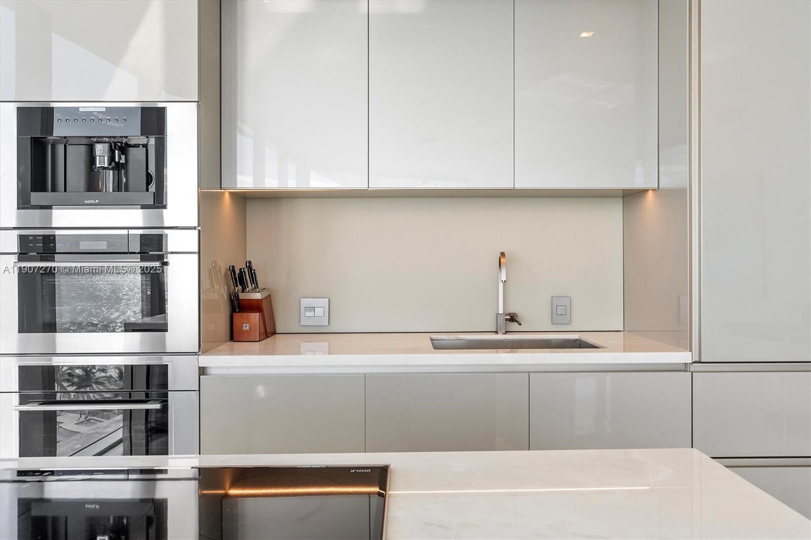 18975 Collins Ave #804 Sunny Isles Beach, FL 33160