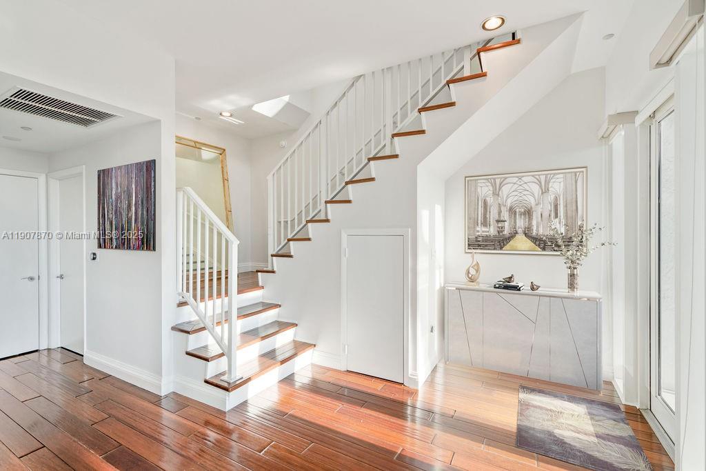 400 Alton Rd #TH-3M Miami Beach, FL 33139