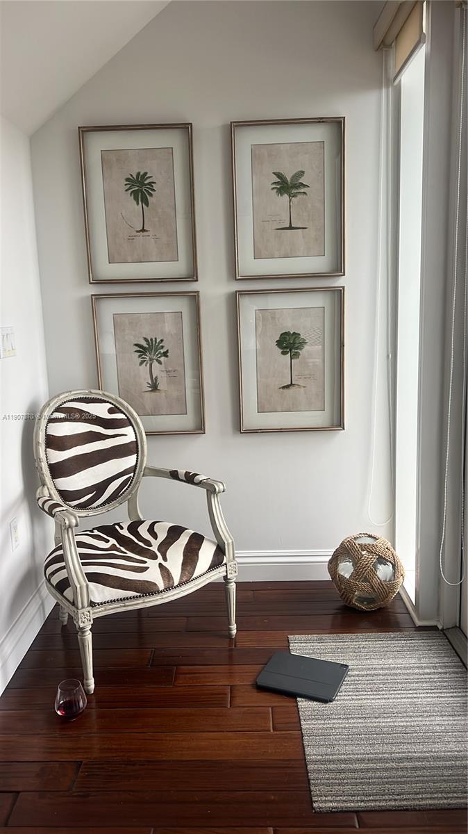 400 Alton Rd #TH-3M Miami Beach, FL 33139