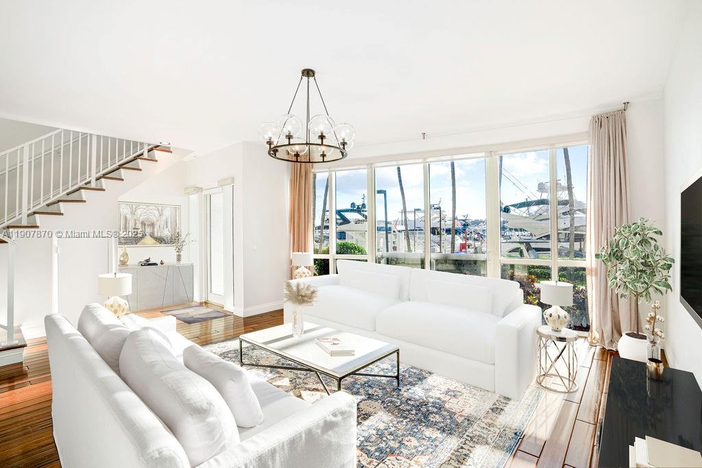 400 Alton Rd #TH-3M Miami Beach, FL 33139