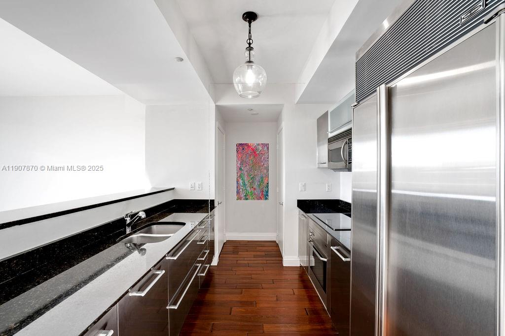 400 Alton Rd #TH-3M Miami Beach, FL 33139