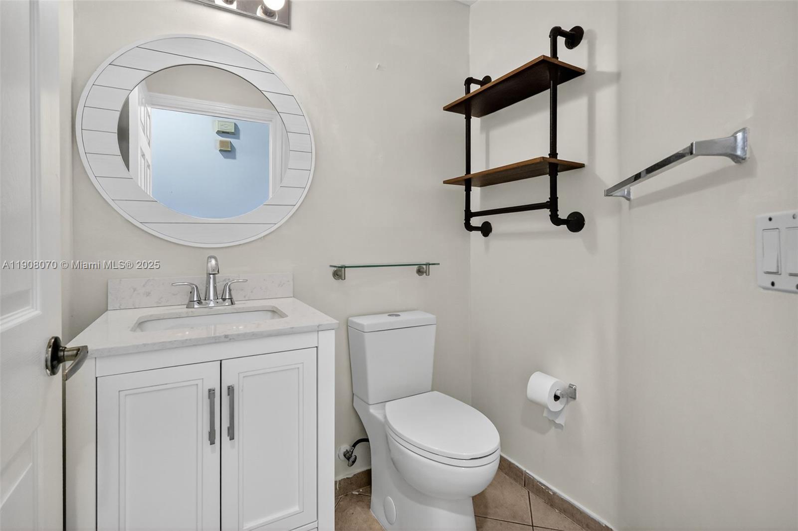 1351 NW 139th Ave Pembroke Pines, FL 33028