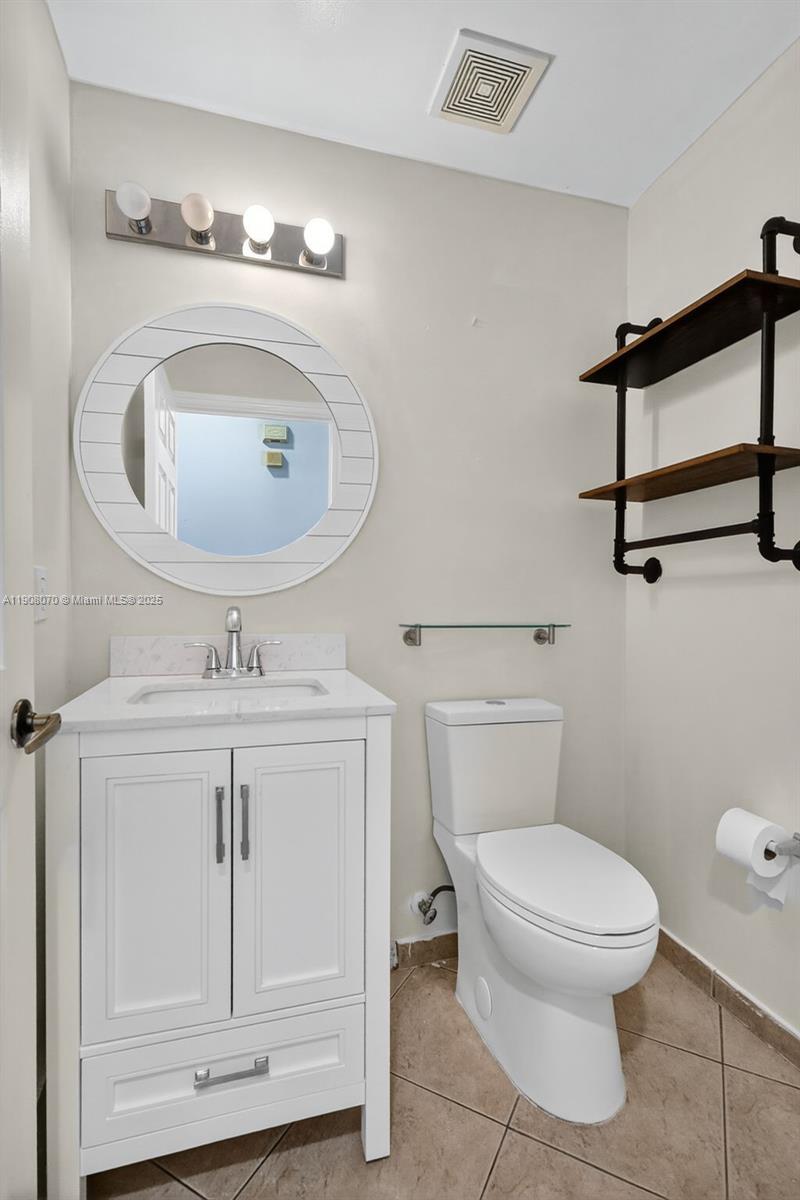 1351 NW 139th Ave Pembroke Pines, FL 33028