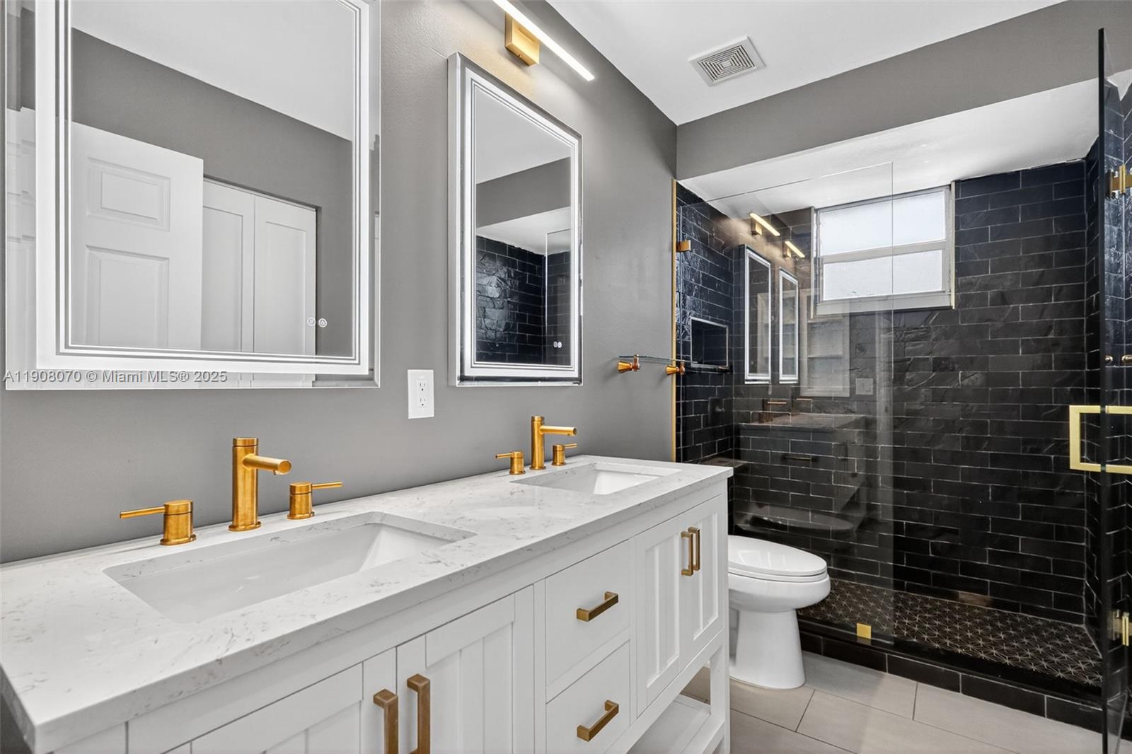 1351 NW 139th Ave Pembroke Pines, FL 33028