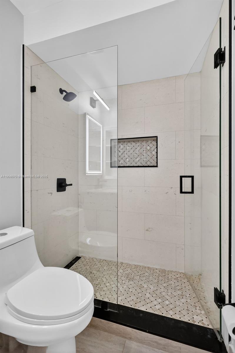 1351 NW 139th Ave Pembroke Pines, FL 33028