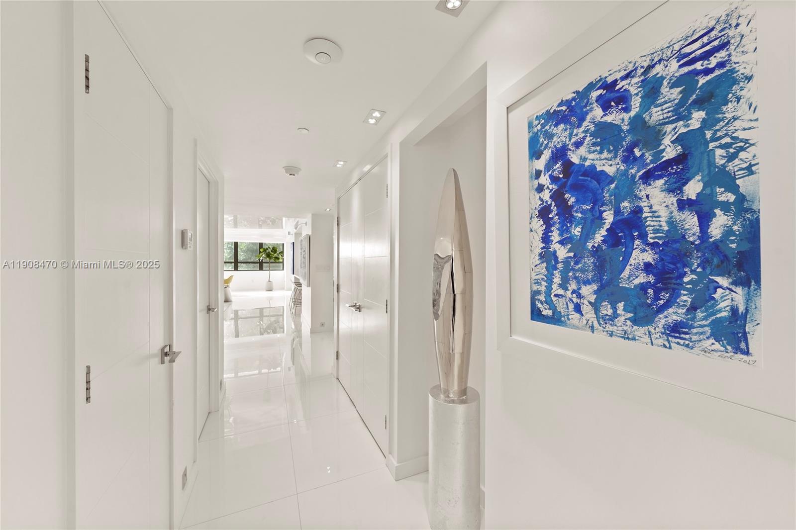 10205 Collins Ave #201 Bal Harbour, FL 33154