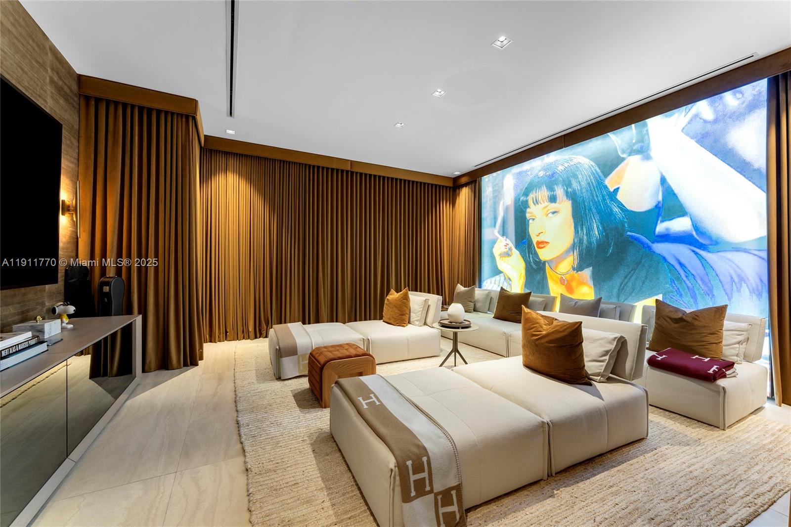 1000 Biscayne Blvd #5101 Miami, FL 33132