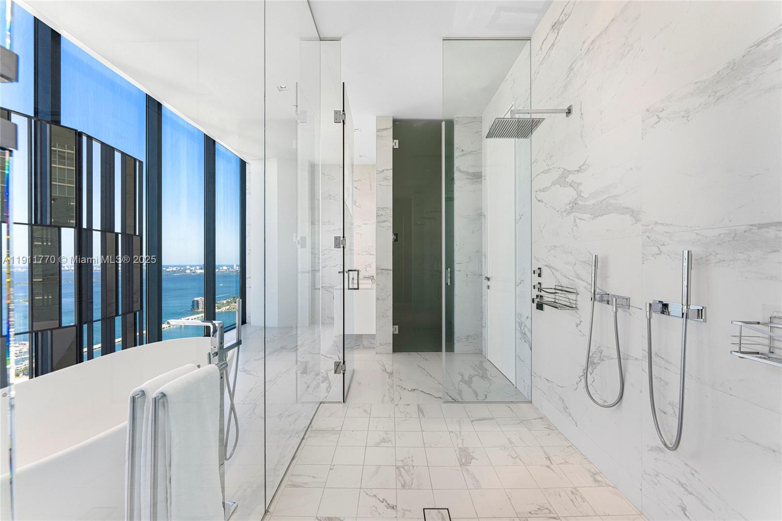 1000 Biscayne Blvd #5101 Miami, FL 33132