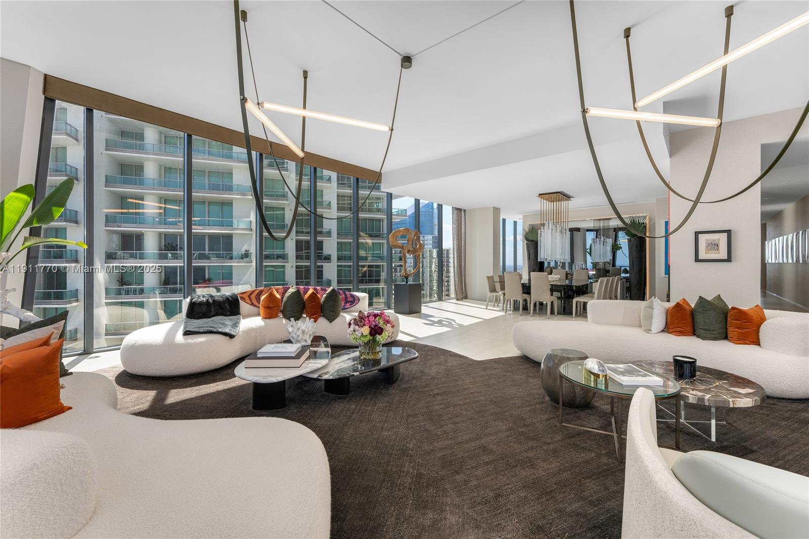 1000 Biscayne Blvd #5101 Miami, FL 33132