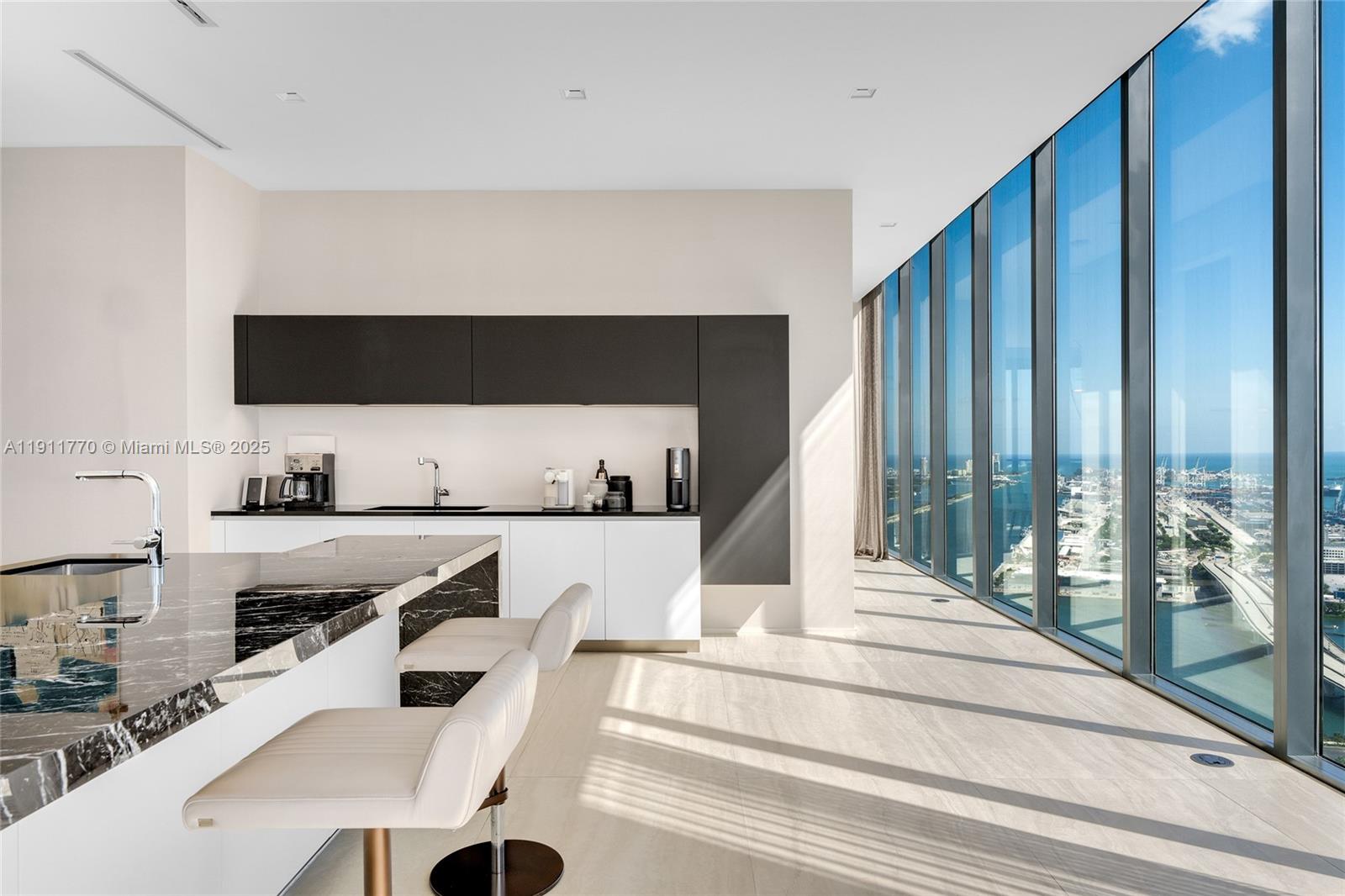 1000 Biscayne Blvd #5101 Miami, FL 33132