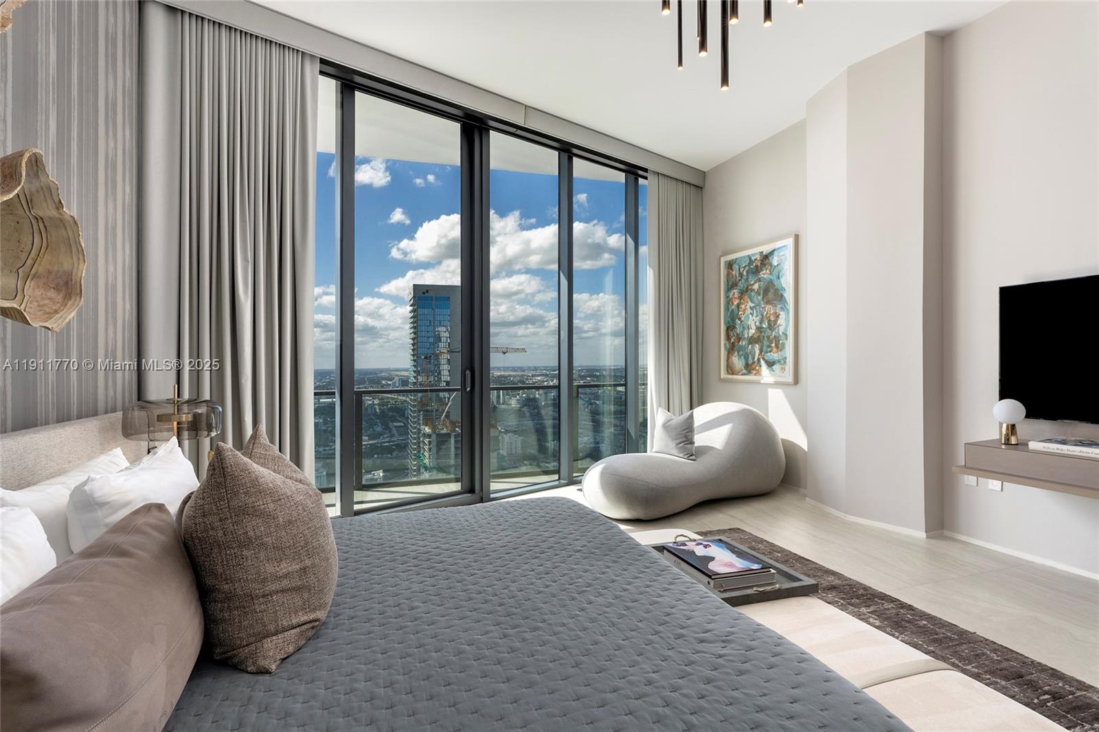 1000 Biscayne Blvd #5101 Miami, FL 33132