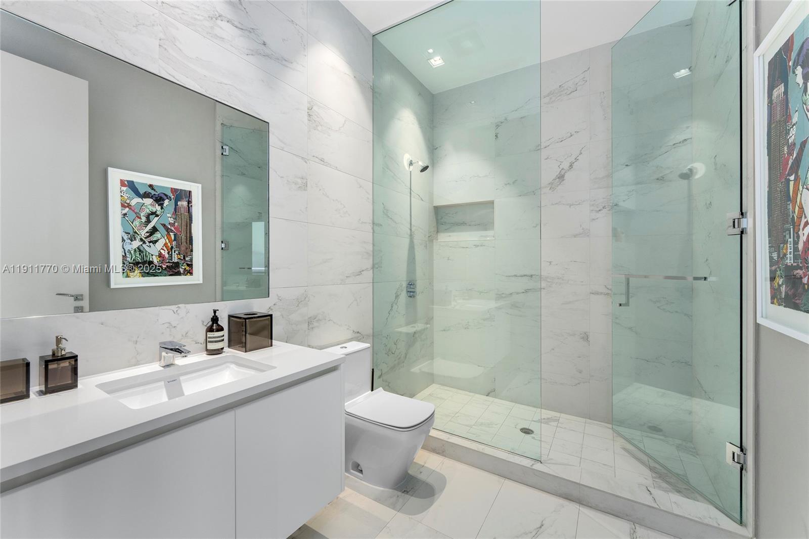 1000 Biscayne Blvd #5101 Miami, FL 33132