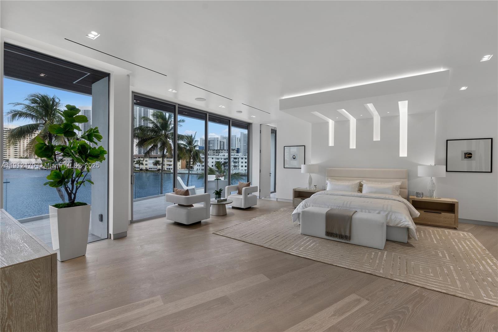 501 Palm Dr Hallandale Beach, FL 33009