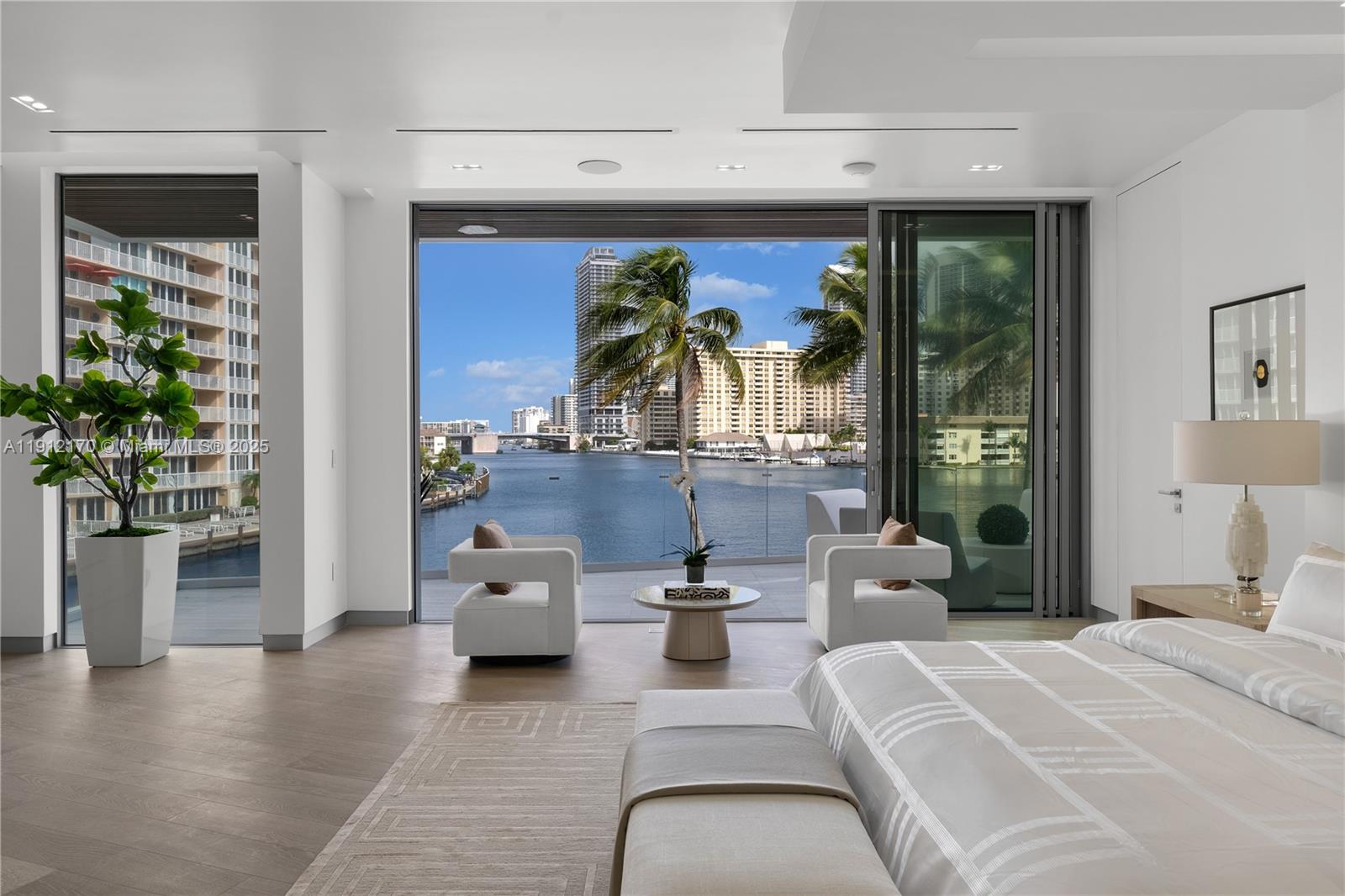 501 Palm Dr Hallandale Beach, FL 33009