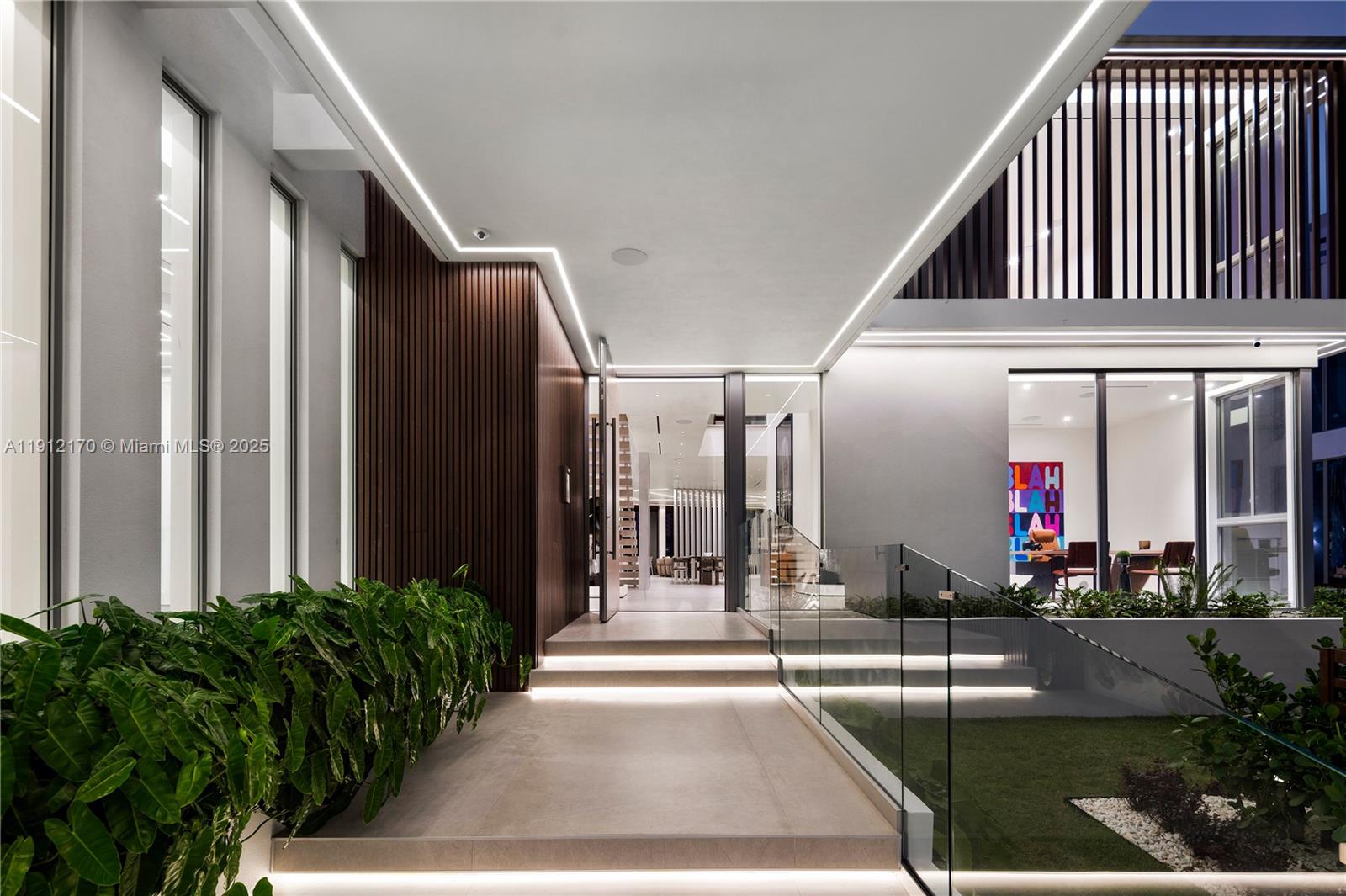 501 Palm Dr Hallandale Beach, FL 33009