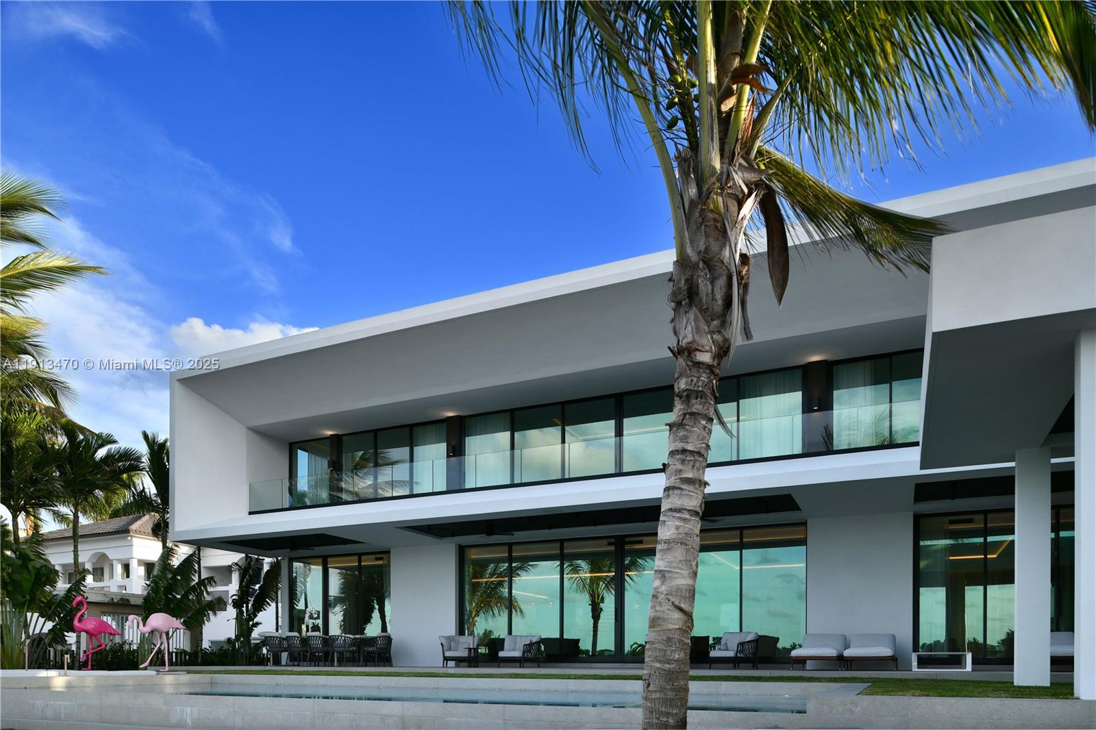 375 N Hibiscus Dr Miami Beach, FL 33139