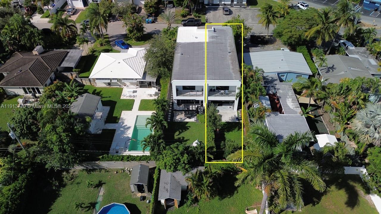 1226 NE 11th Ave Fort Lauderdale, FL 33304