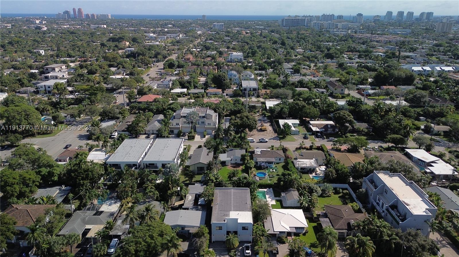 1226 NE 11th Ave Fort Lauderdale, FL 33304