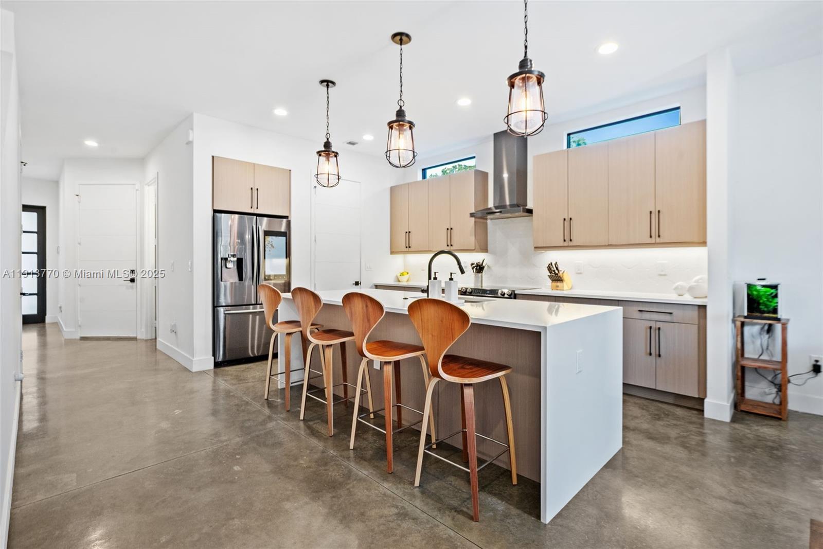 1226 NE 11th Ave Fort Lauderdale, FL 33304