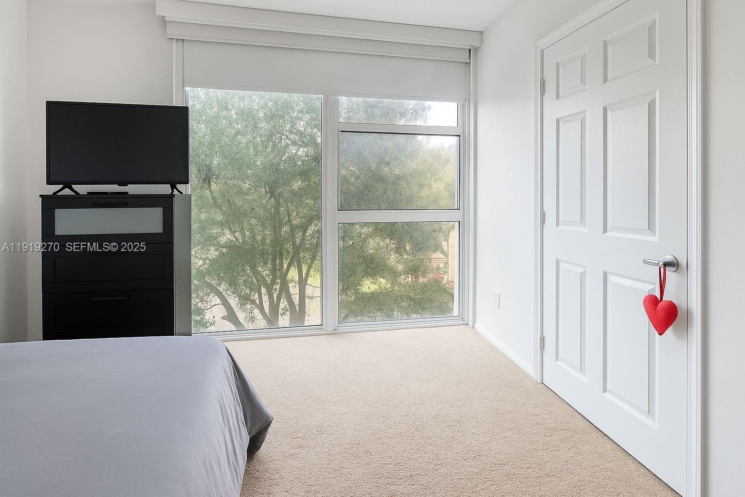 3370 Hidden Bay Dr #511 Aventura, FL 33180