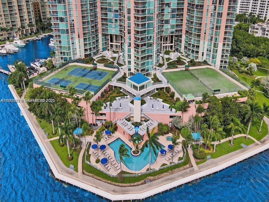 3370 Hidden Bay Dr #511 Aventura, FL 33180