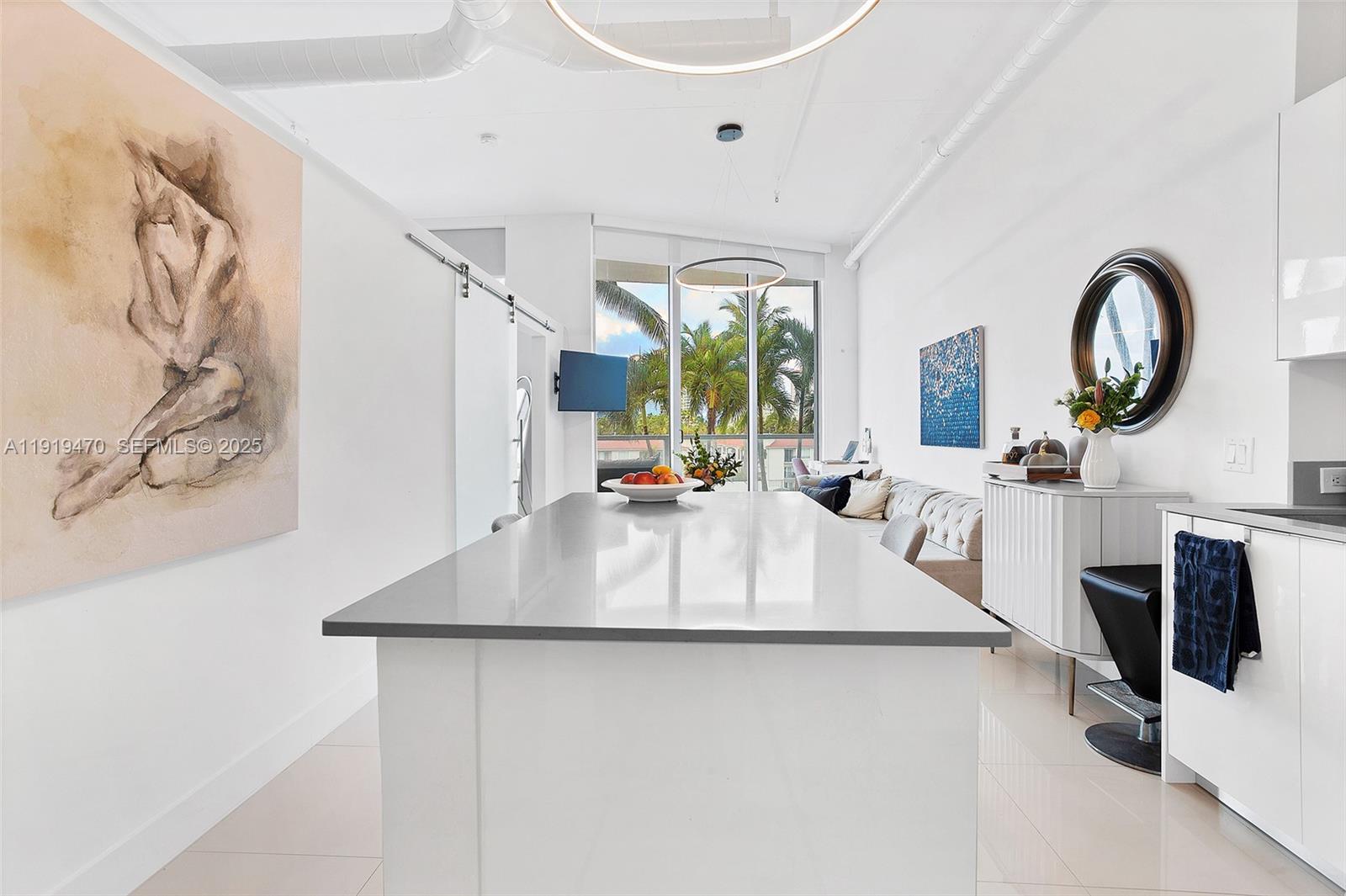 image Uptown Marina Lofts4