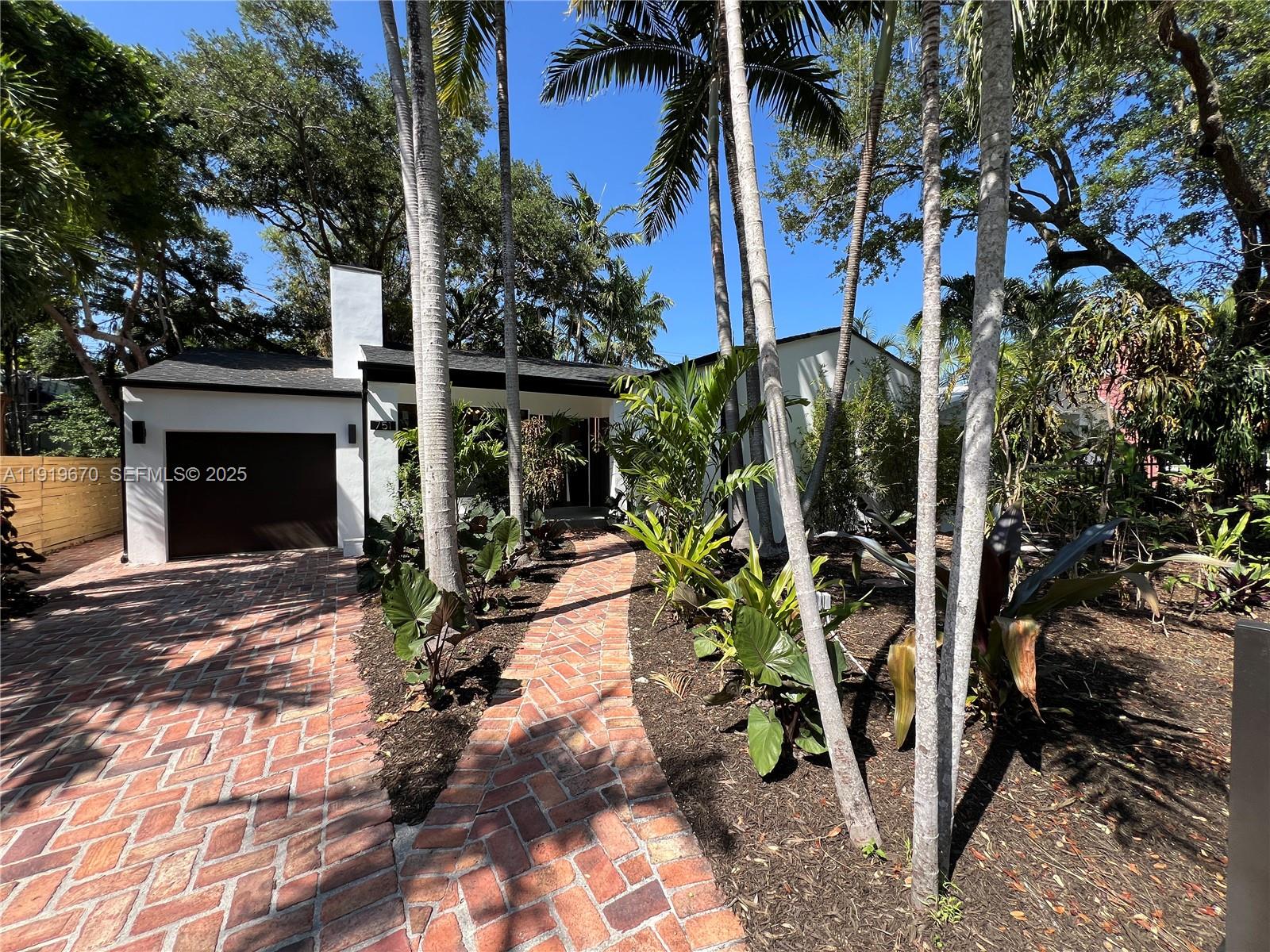 751 NE 80th St Miami, FL 33138