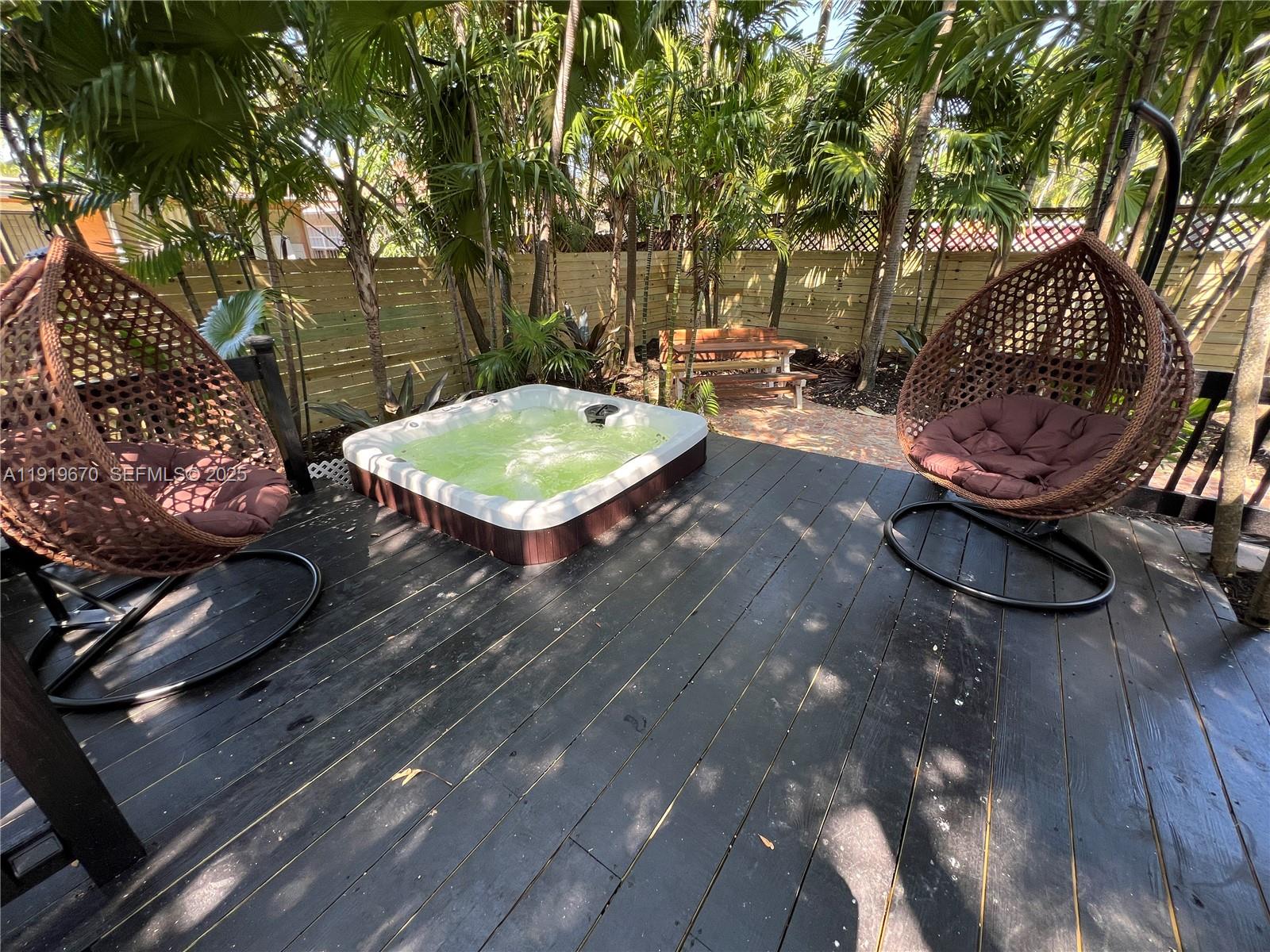 751 NE 80th St Miami, FL 33138